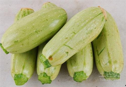 吃生瓜的图片,探索吃生瓜的独特魅力