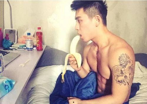 健身帅哥吃瓜,瓜果中的健身秘密